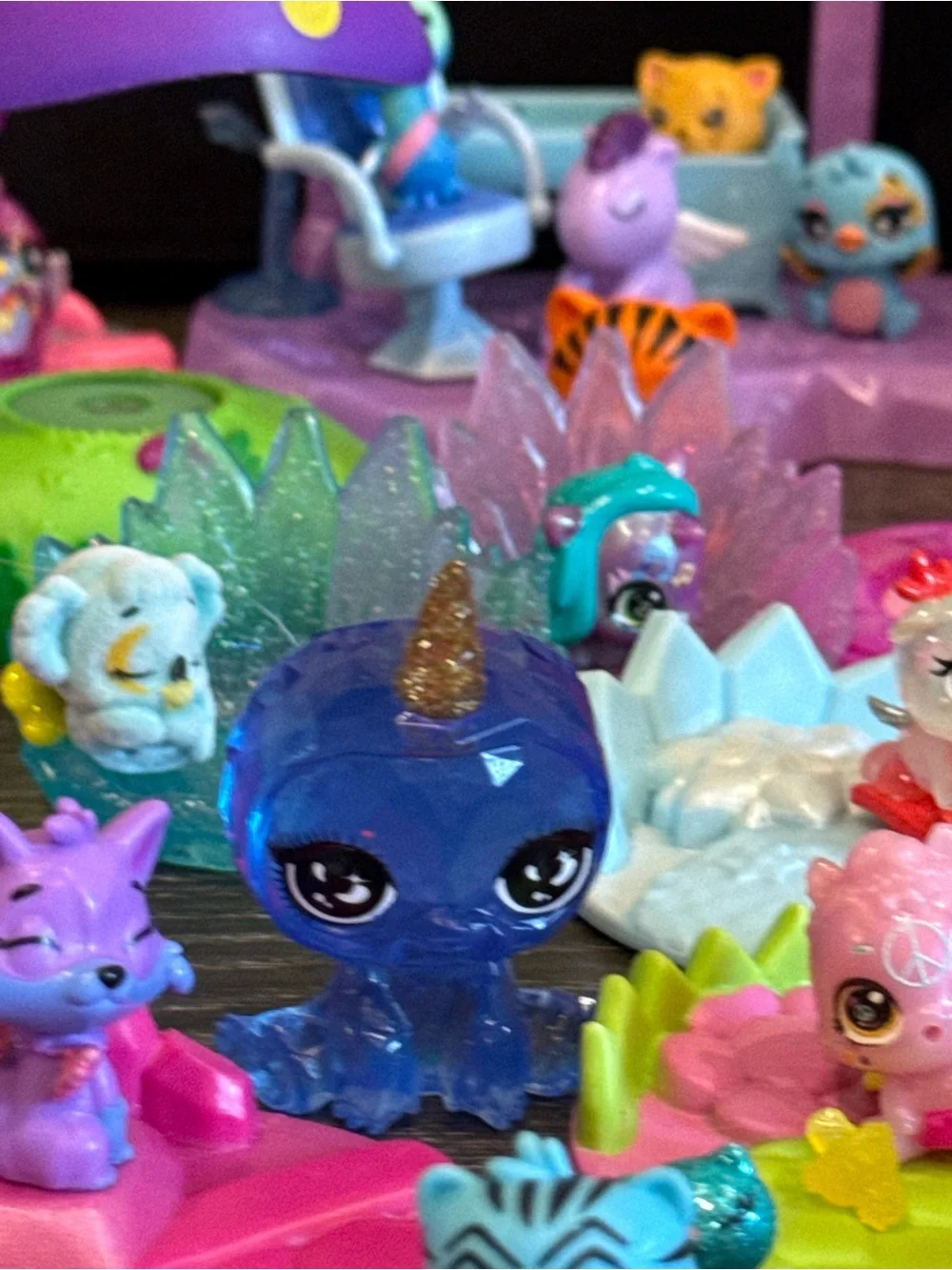 Hatchimals hug lot winter set beds spinners many animals lot